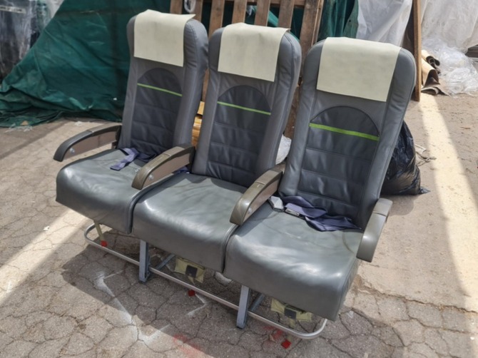 asiento avion polipiel gris 6u